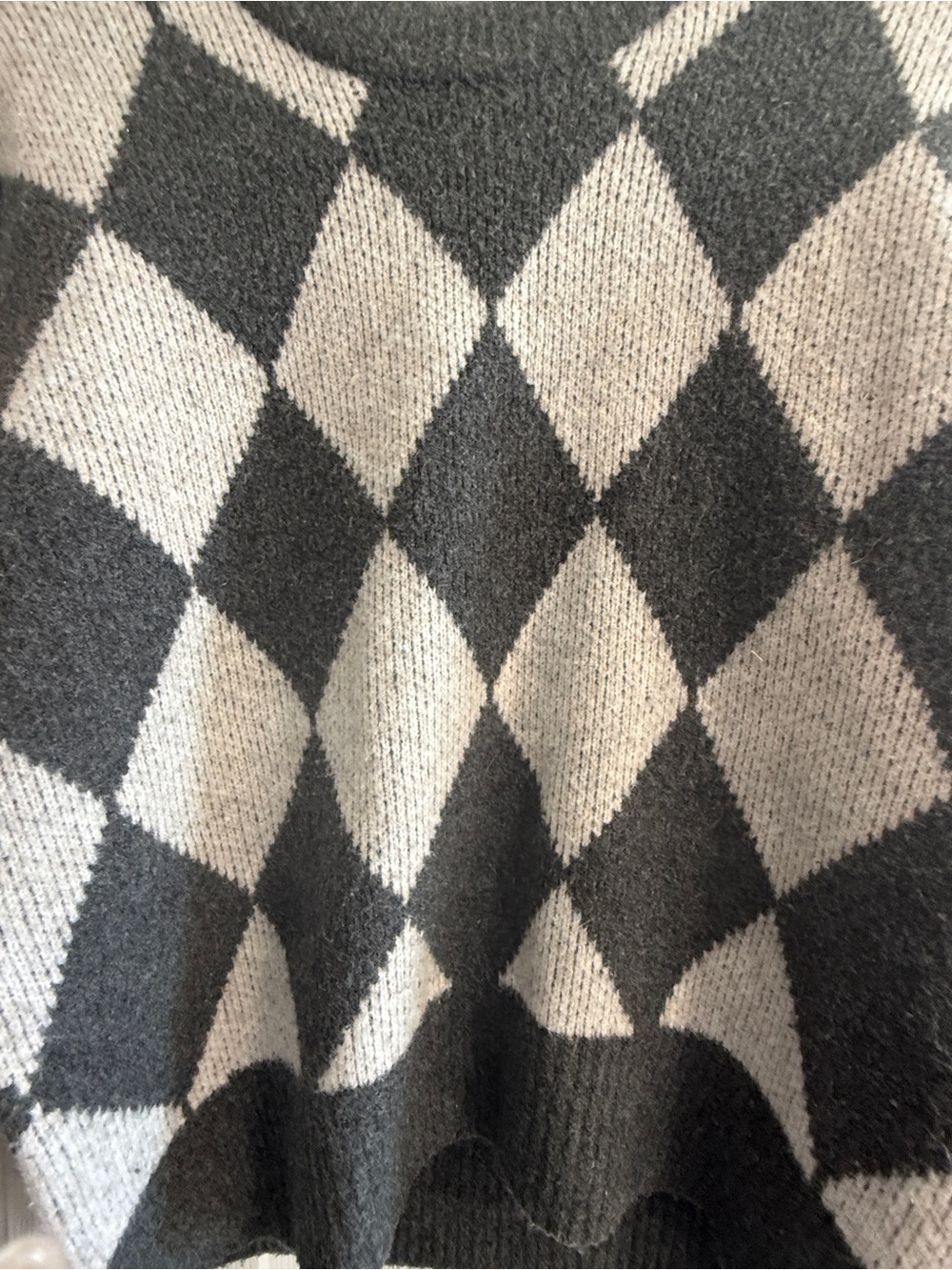 Abercrombie & Fitch Size Medium Wool blend Argyle Crewneck Sweater -Gray & Cream - Picture 2 of 16